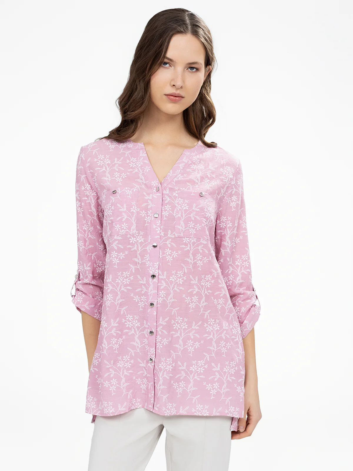 Blouse longueur tunique ample à manches 3/4 avec boutons