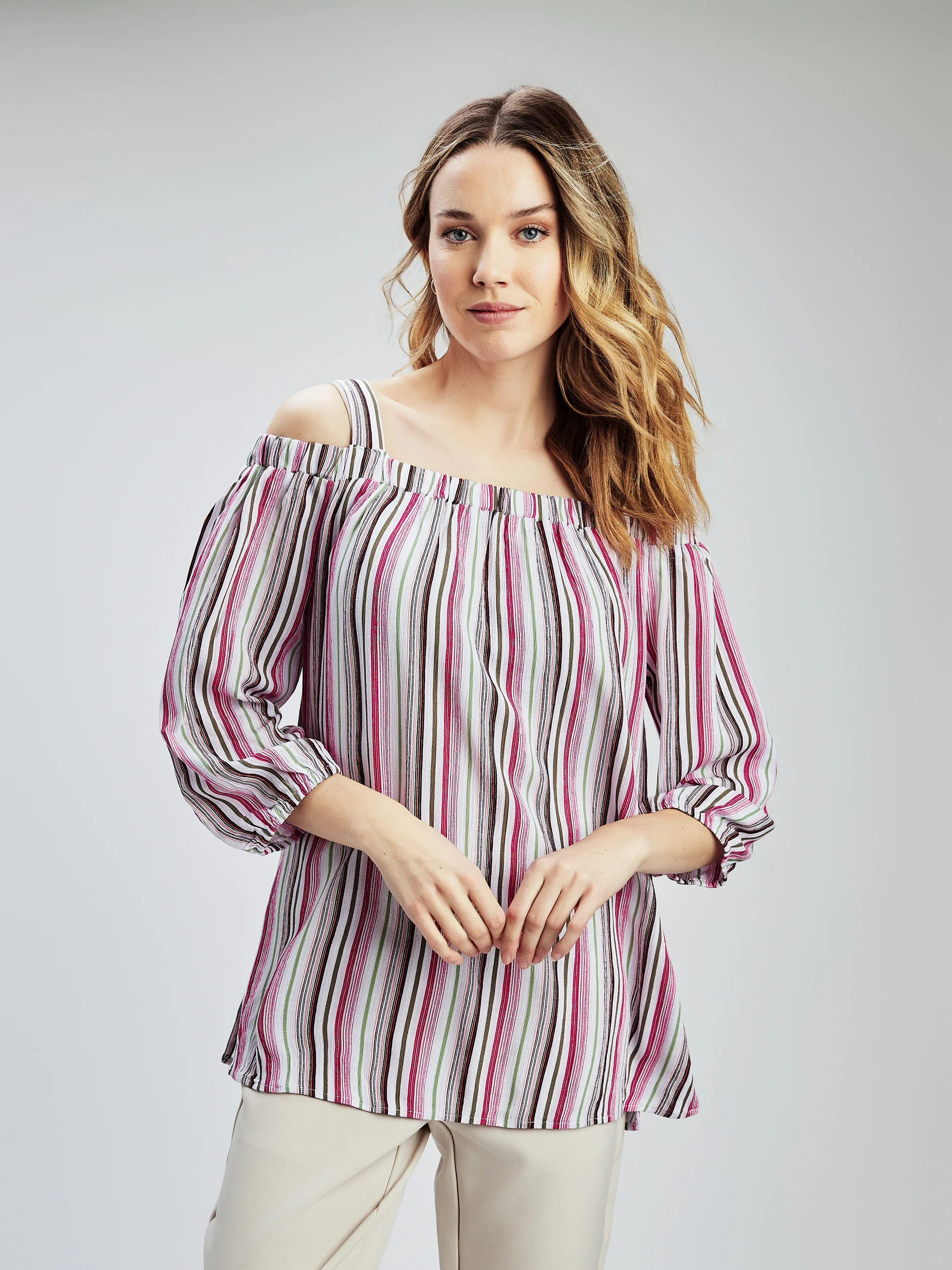 Blouse longueur tunique ample à manches 3/4 - Image 2