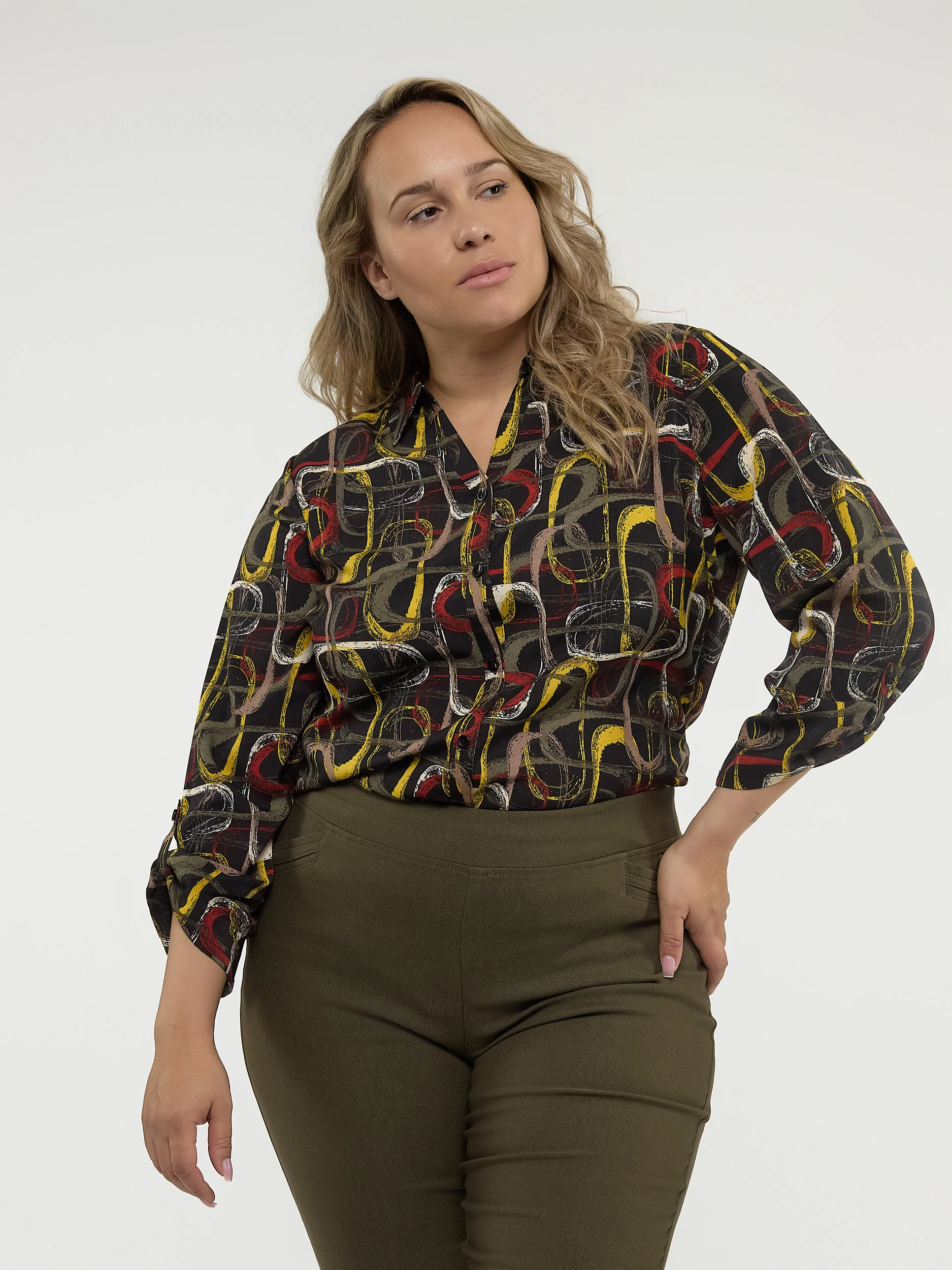 Blouse longueur tunique semi-ajustée à manches 3/4 avec boutons - Image 6