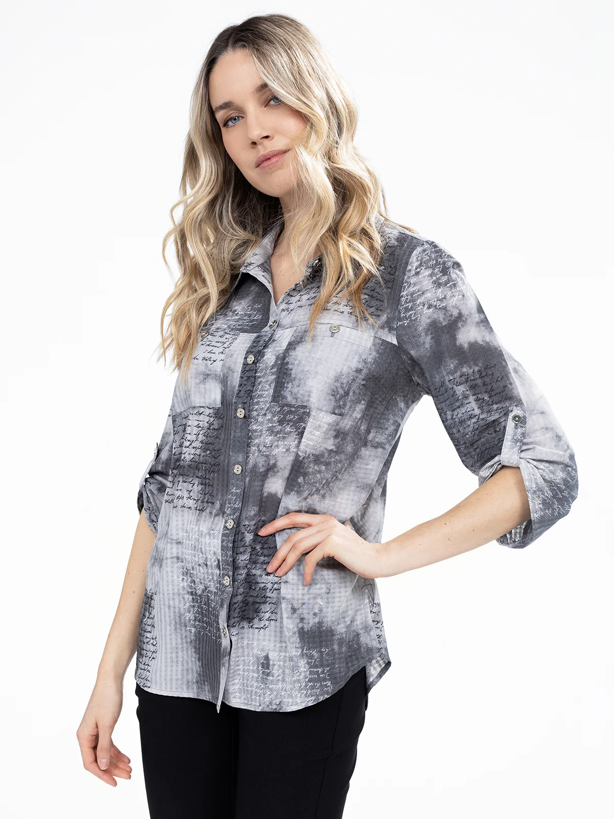 Blouse longueur tunique semi-ajustée à manches 3/4 avec boutons - Image 11