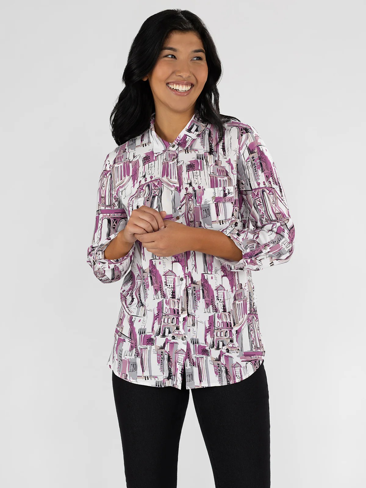 Blouse longueur tunique semi-ajustée à manches 3/4 avec boutons