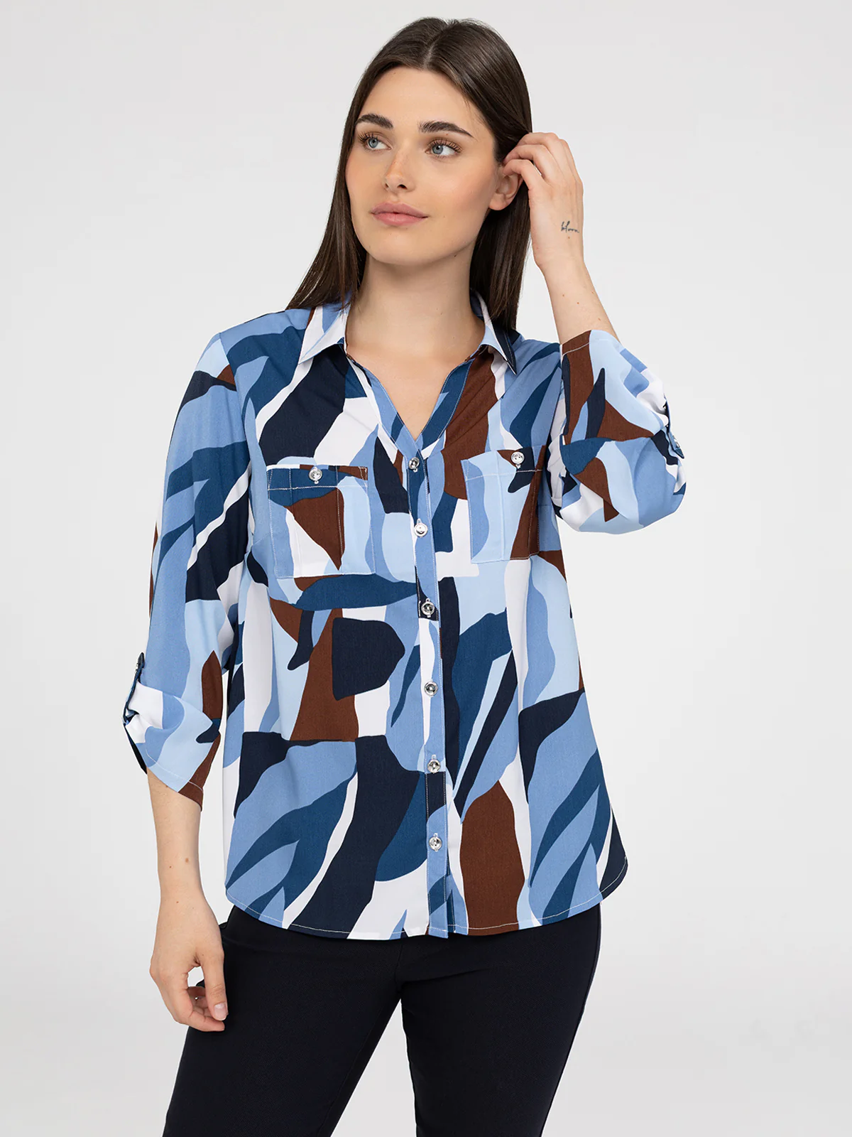 Blouse longueur tunique semi-ajustée à manches 3/4 avec boutons - Image 5