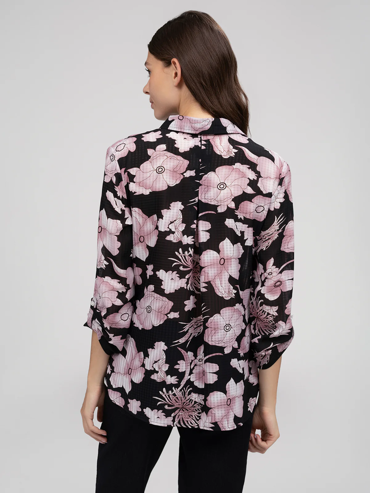 Blouse longueur tunique semi-ajustée à manches 3/4 avec boutons - Image 3