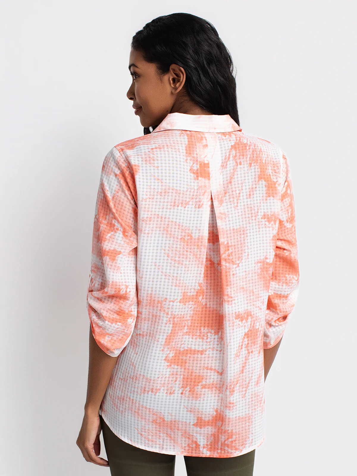 Blouse longueur tunique semi-ajustée à manches 3/4 avec boutons - Image 12