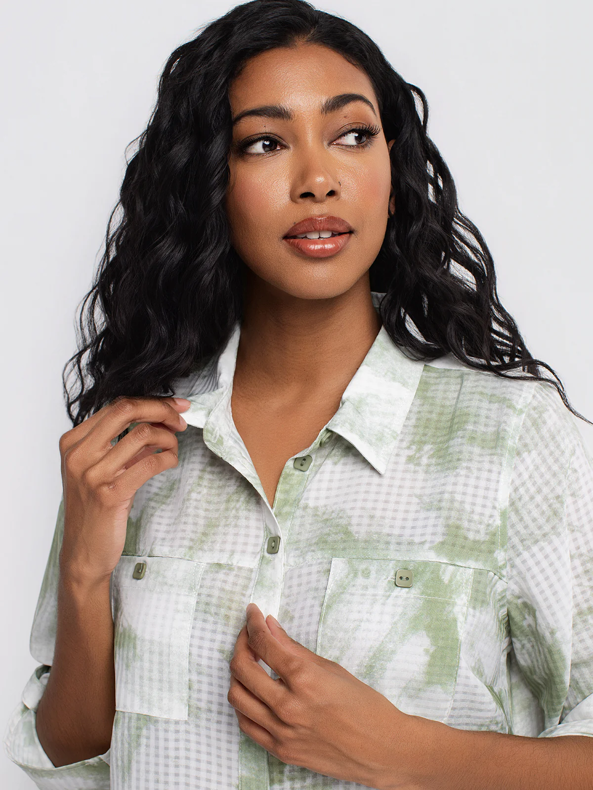 Blouse longueur tunique semi-ajustée à manches 3/4 avec boutons - Image 7