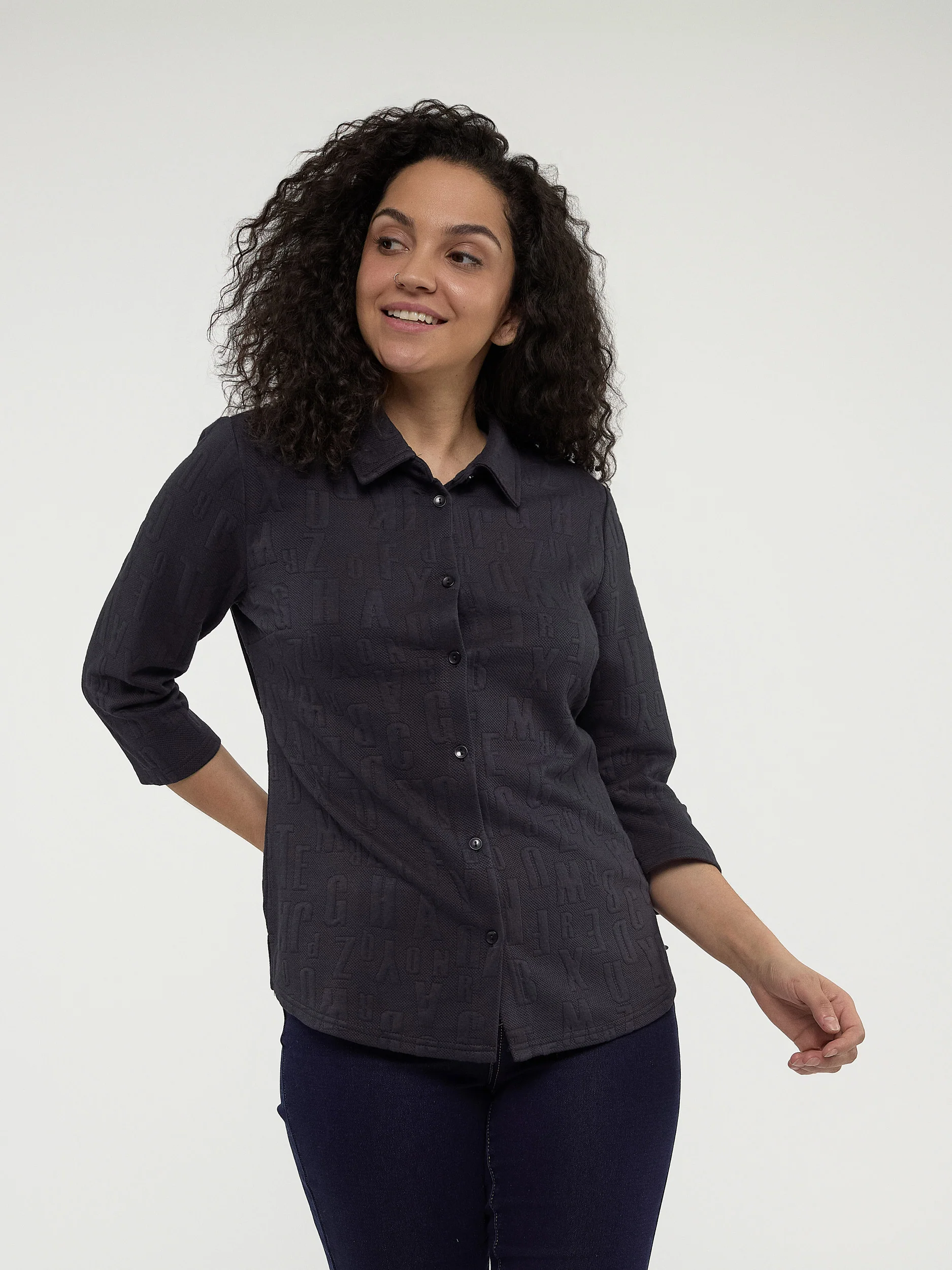 Blouse semi-ajustée à manches 3/4 avec boutons - Image 5