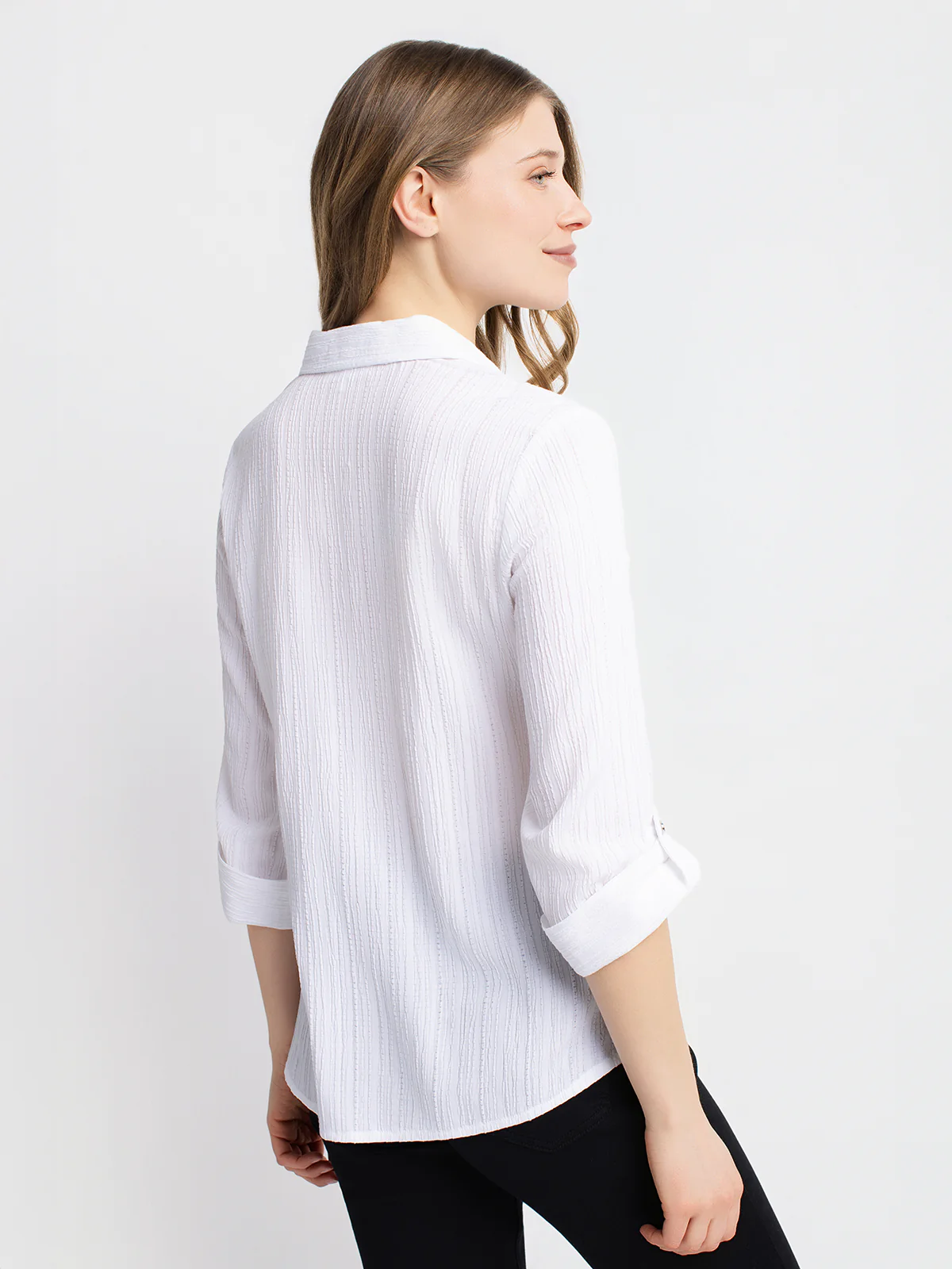 Blouse semi-ajustée à manches 3/4 avec boutons - Image 11