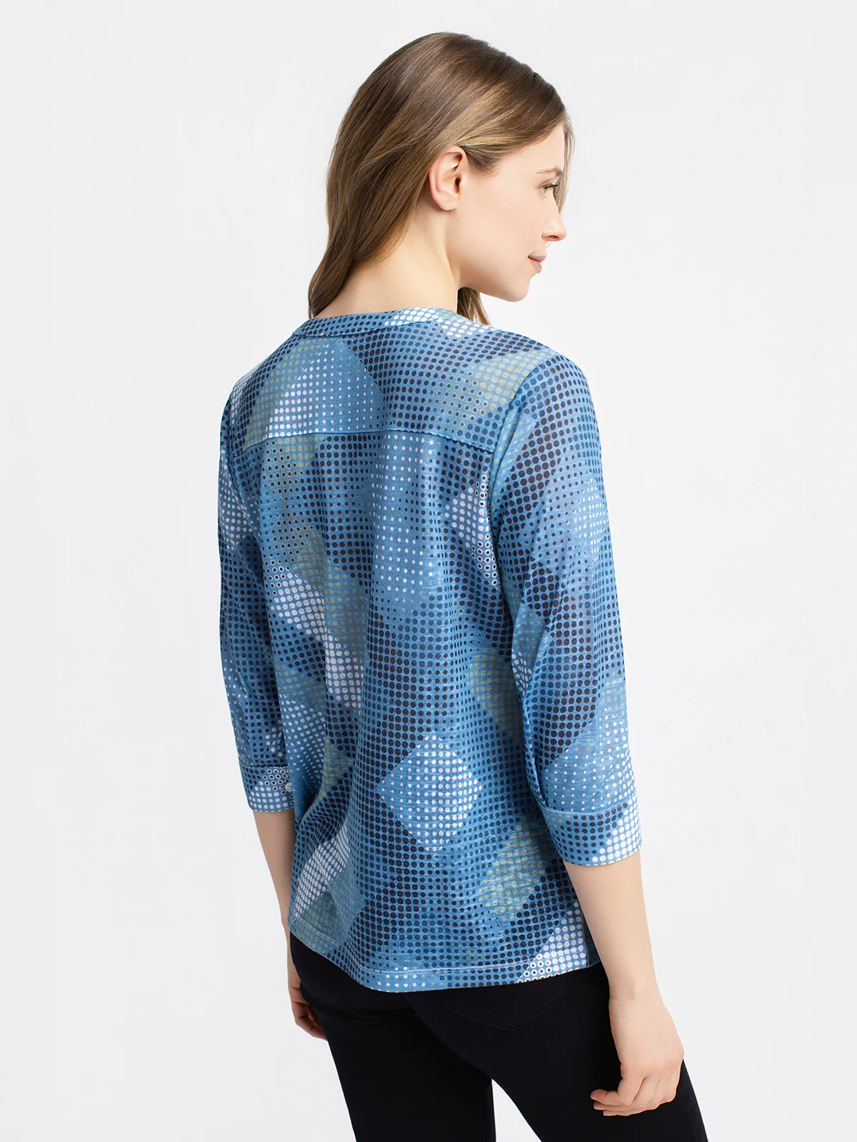 Blouse semi-ajustée à manches 3/4 avec boutons - Image 10