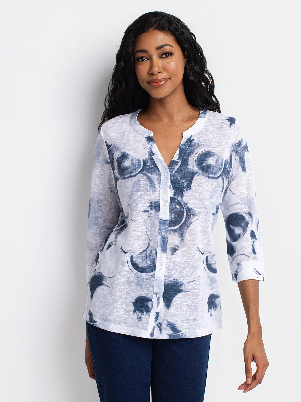 Blouse semi-ajustée à manches 3/4 avec boutons - Image 4