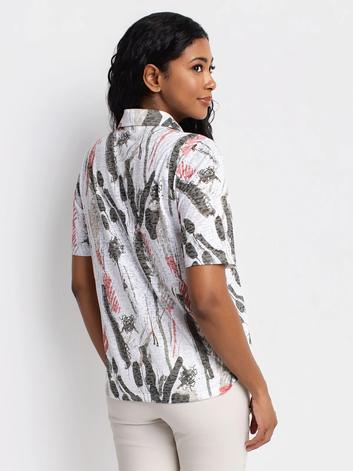 Blouse semi-ajustée à manches courtes avec boutons - Image 11
