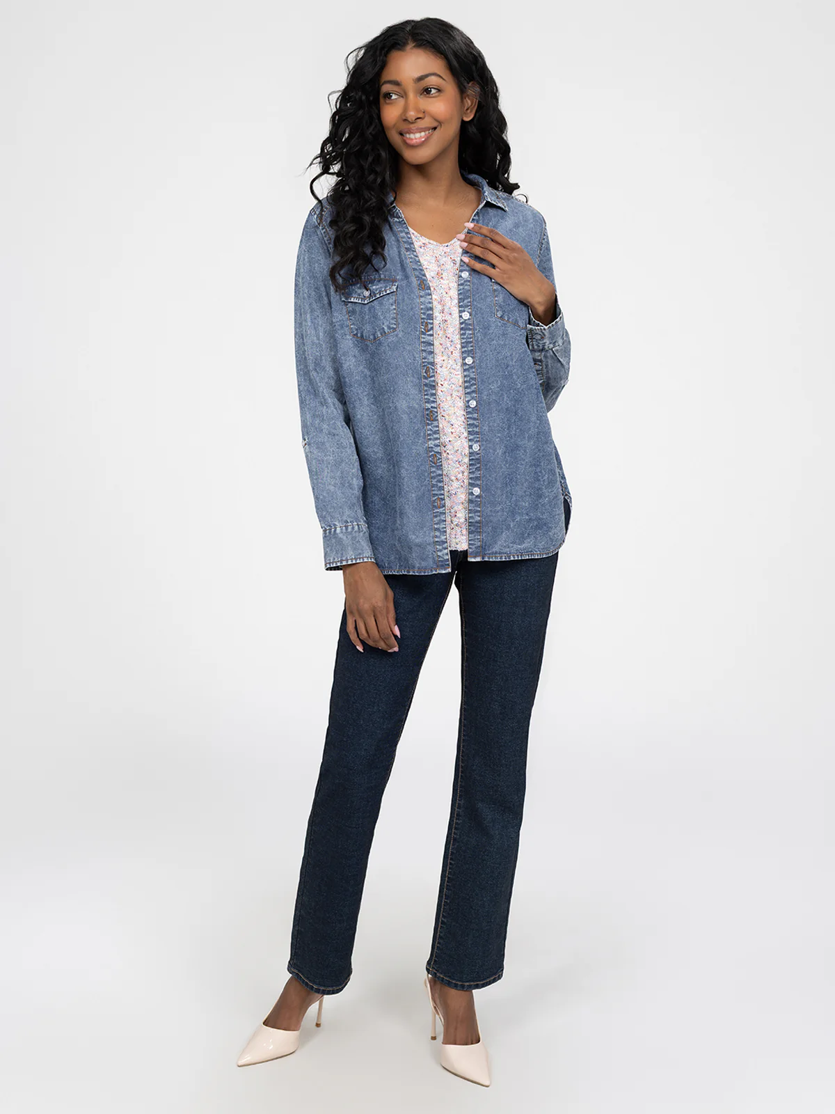 Blouse semi-ajustée à manches longues avec boutons - Image 2