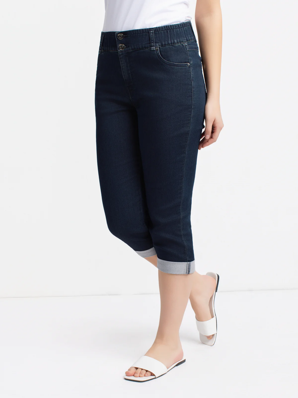 Capri en denim droit semi-ajusté - Image 11