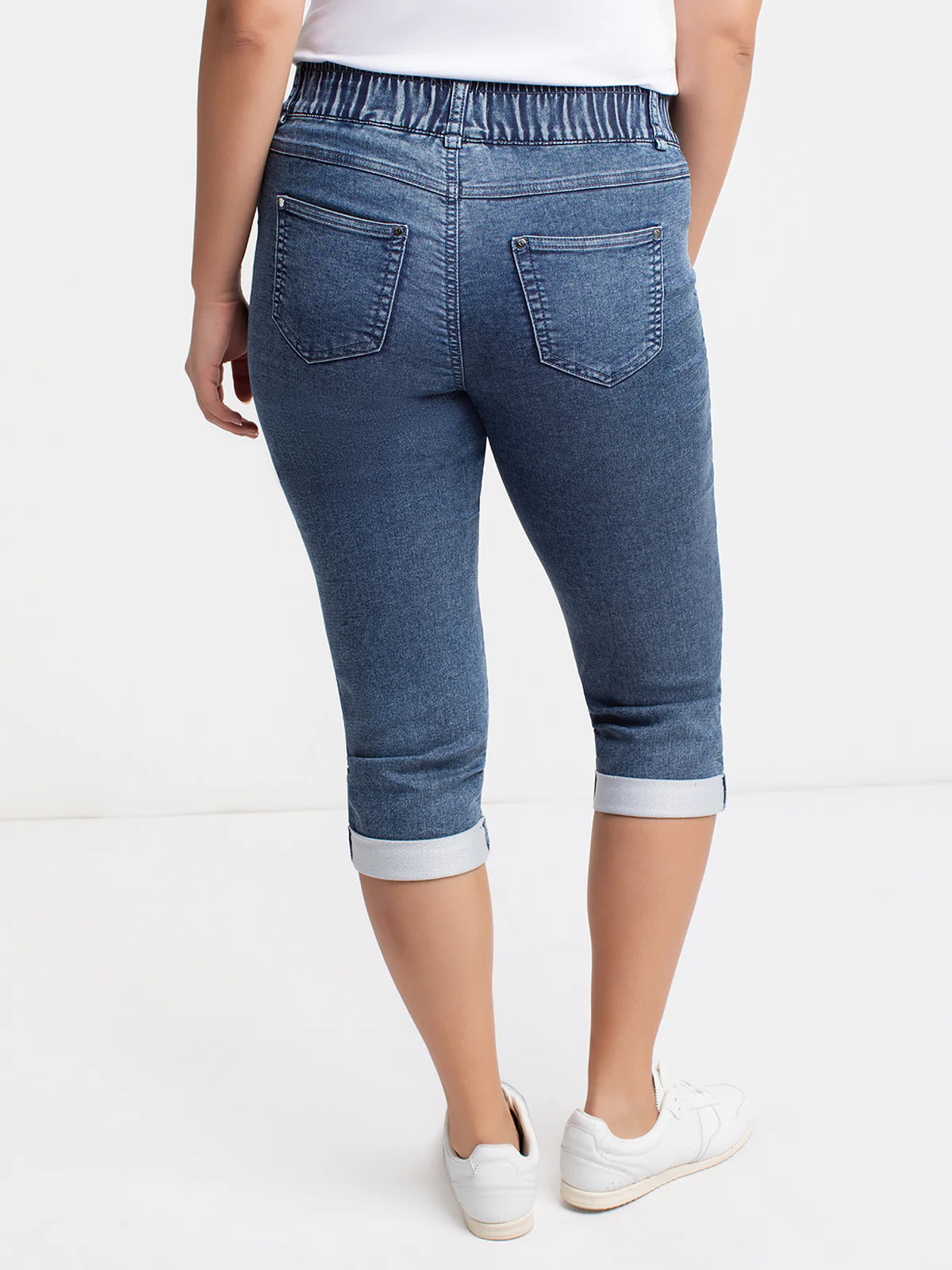 Capri en denim droit semi-ajusté - Image 3