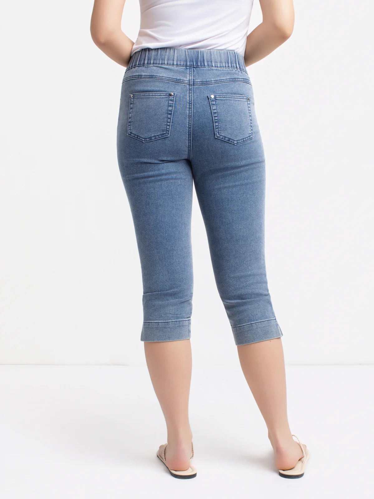 Capri en denim extensible - Image 16