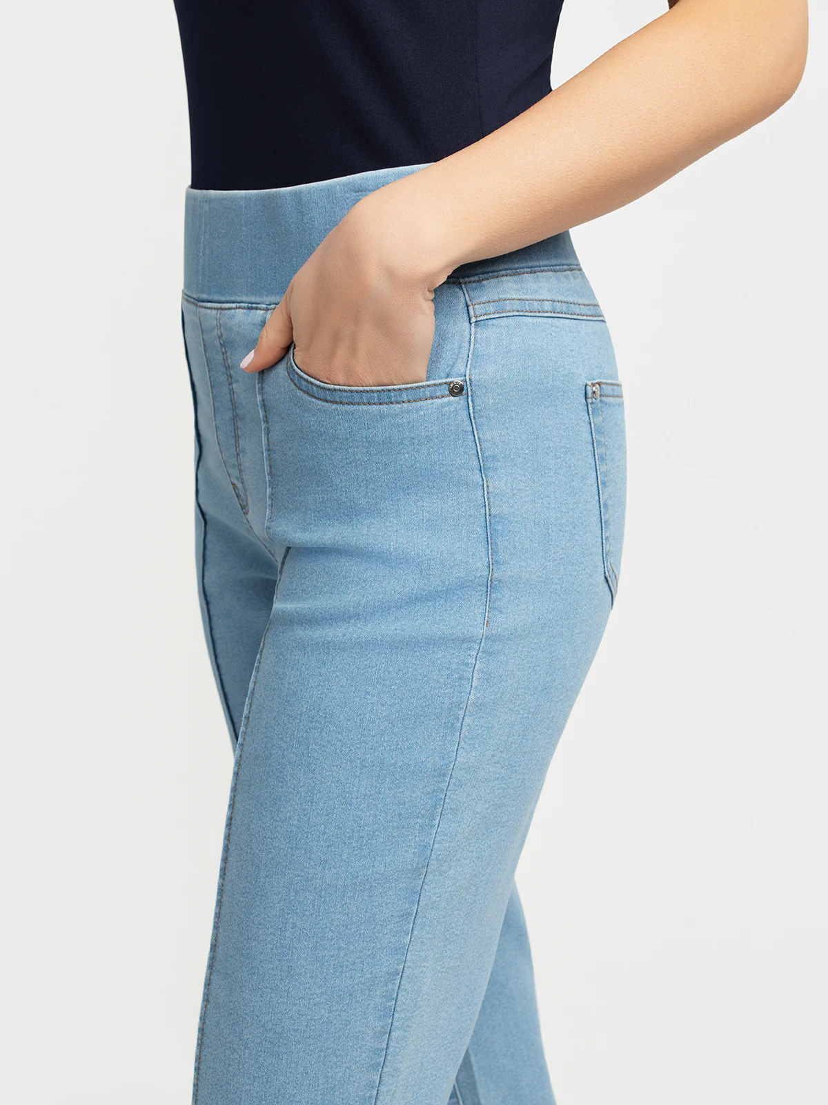 Pantalon denim à jambe évasé - Image 4