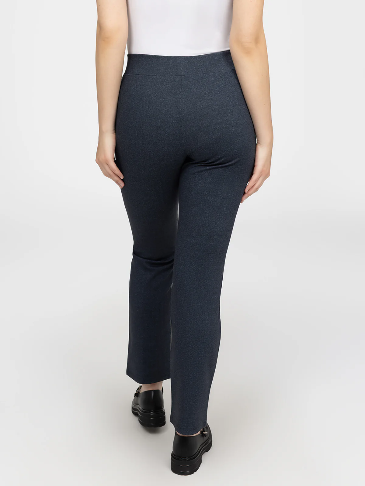 Pantalon droit décontracté à enfiler - Image 8