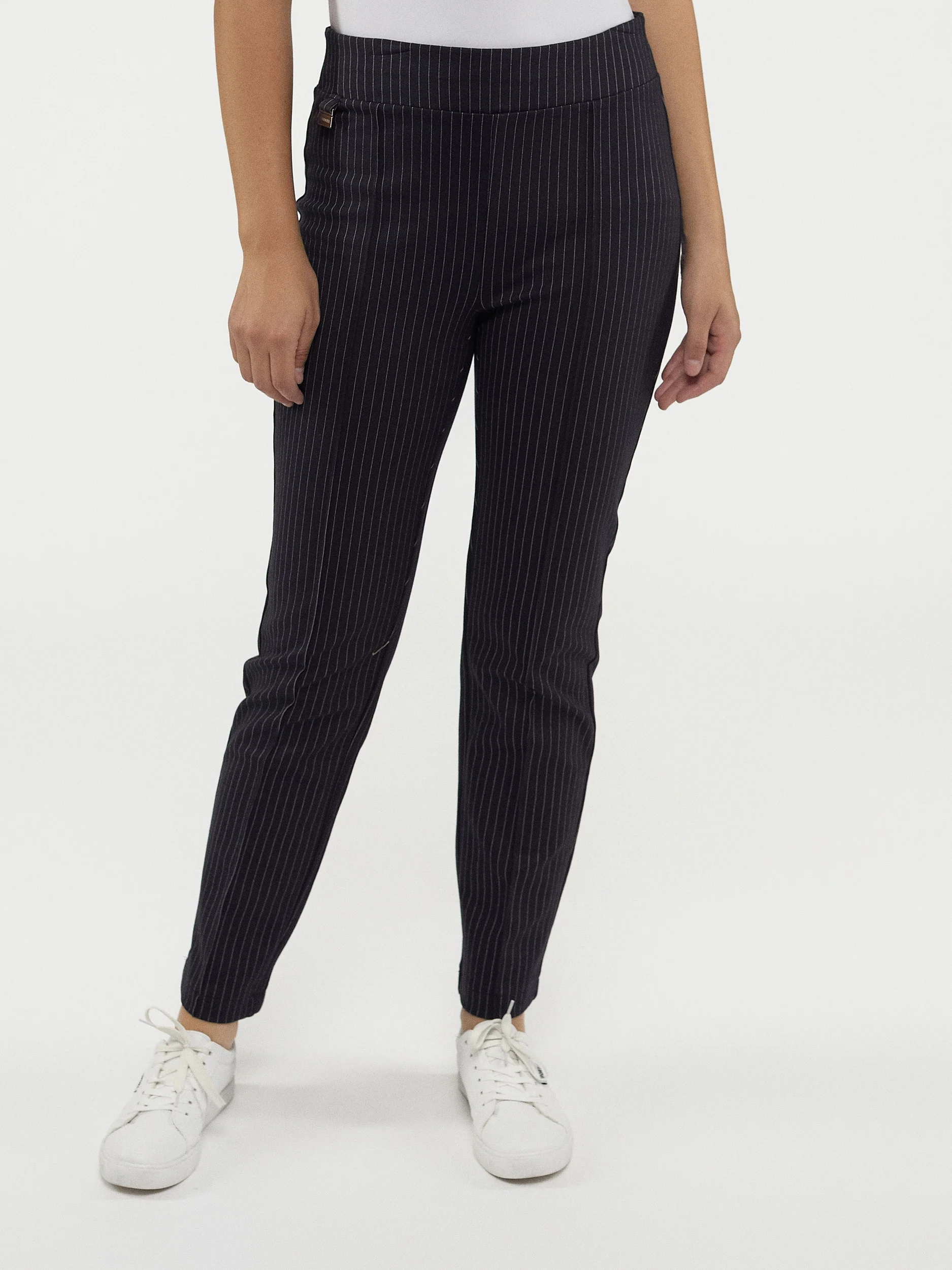 Pantalon droit semi-ajusté à enfiler - Petite - Image 9