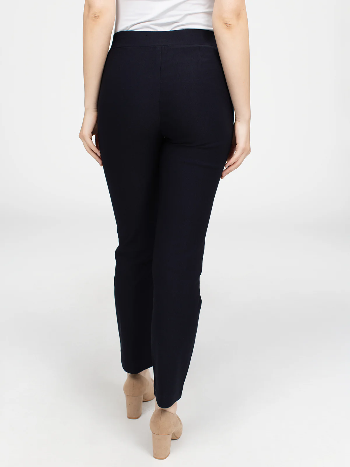 Pantalon droit semi-ajusté à enfiler - Petite - Image 11