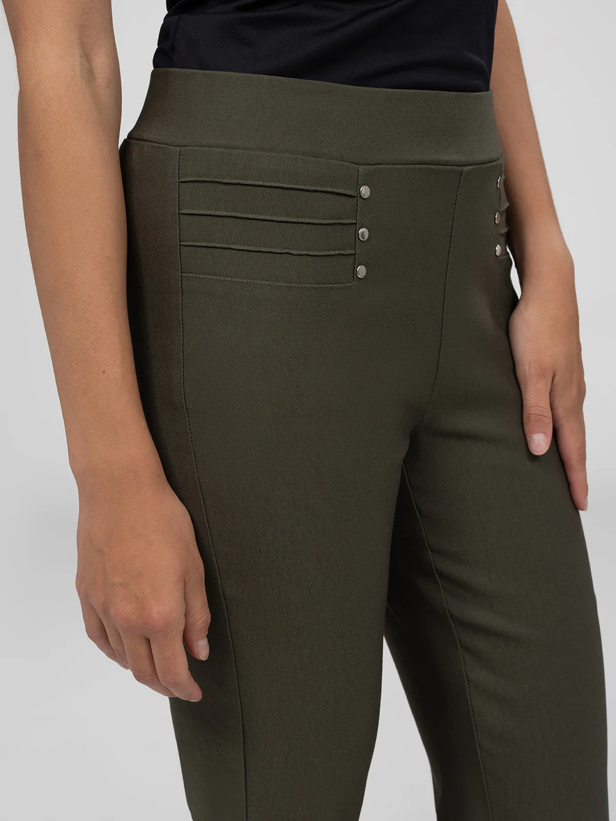 Pantalon droit semi-ajusté à enfiler - Petite - Image 19