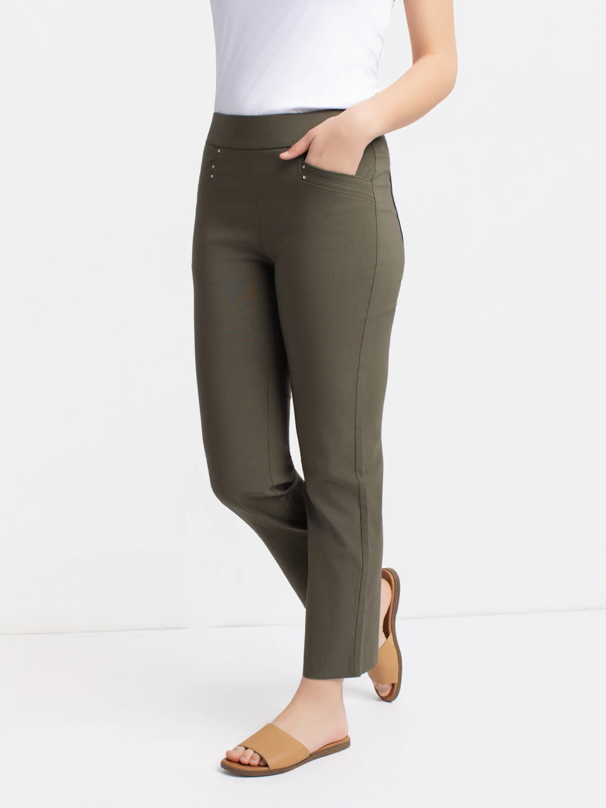 Pantalon droit semi-ajusté à enfiler - Petite - Image 13