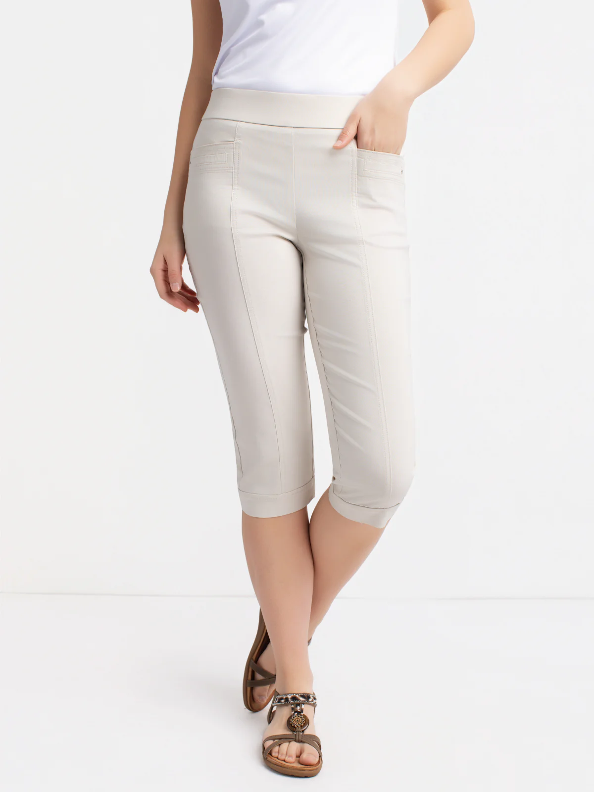 Pantalon droit semi-ajusté à enfiler - Petite - Image 17