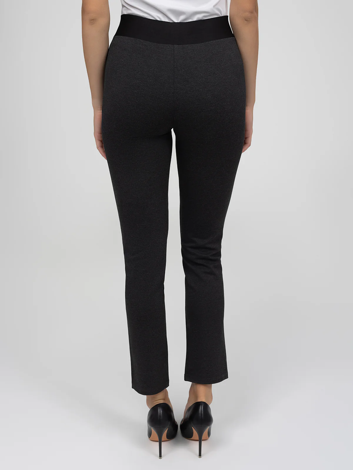 Pantalon étroit ajusté à la cheville à enfiler - Image 11