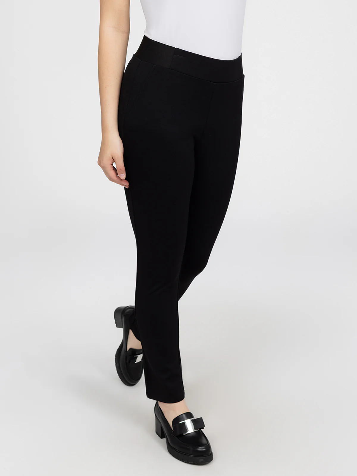 Pantalon étroit ajusté à la cheville à enfiler - Image 5