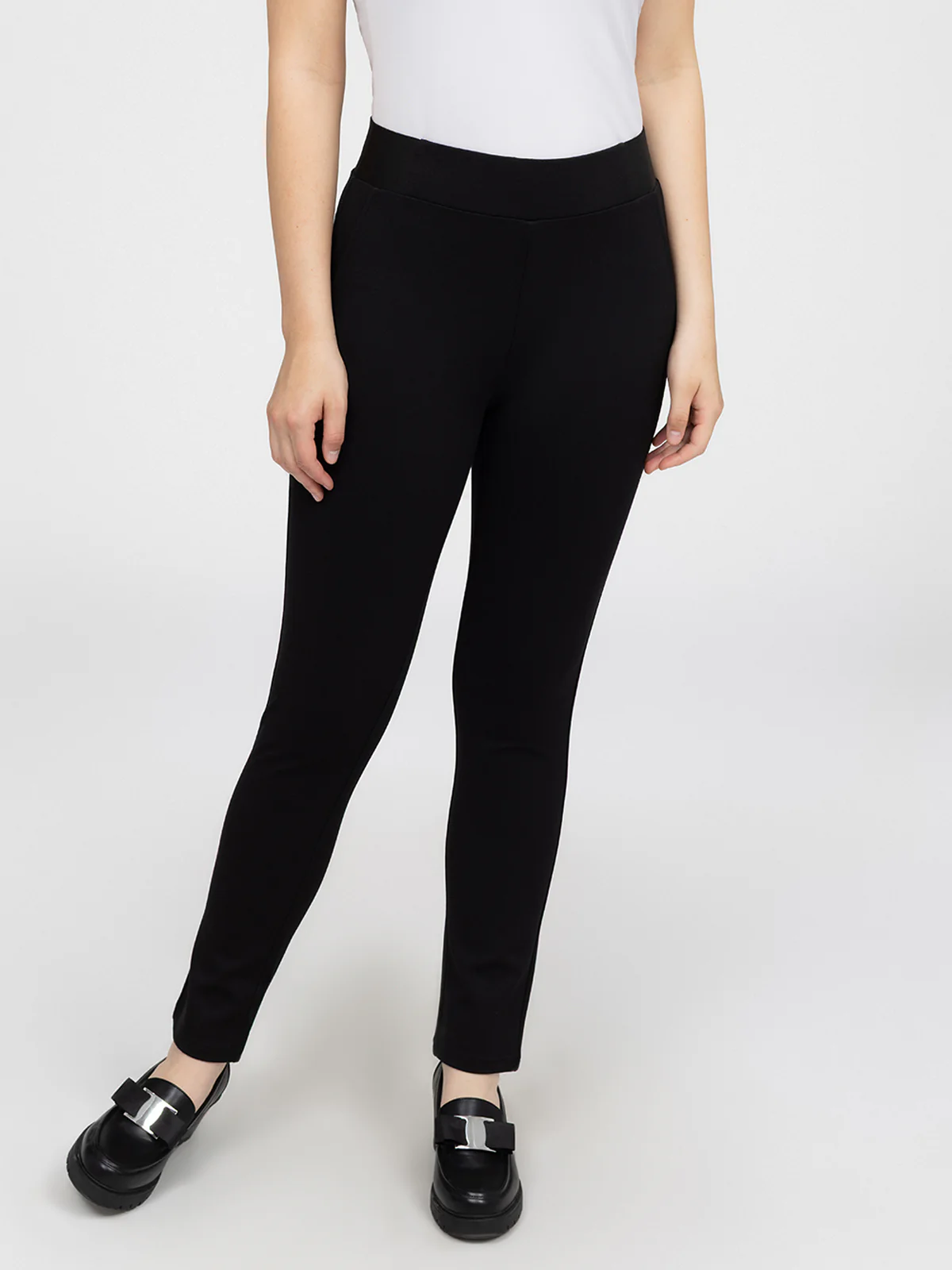 Pantalon étroit ajusté à la cheville à enfiler - Image 6