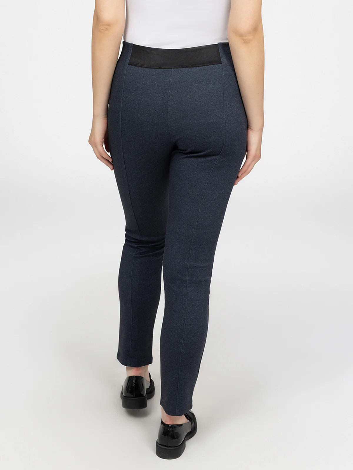 Pantalon étroit semi-ajusté à enfiler - Image 8