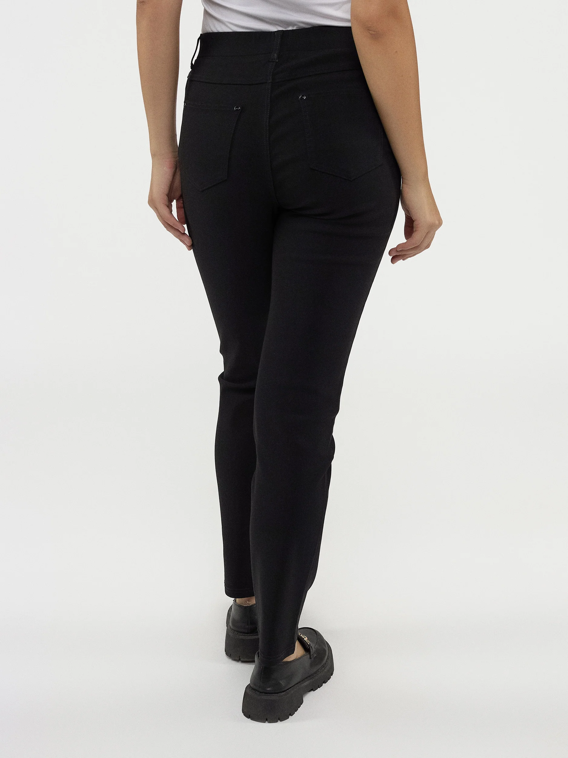 Pantalon étroit semi-ajusté à enfiler - Image 11