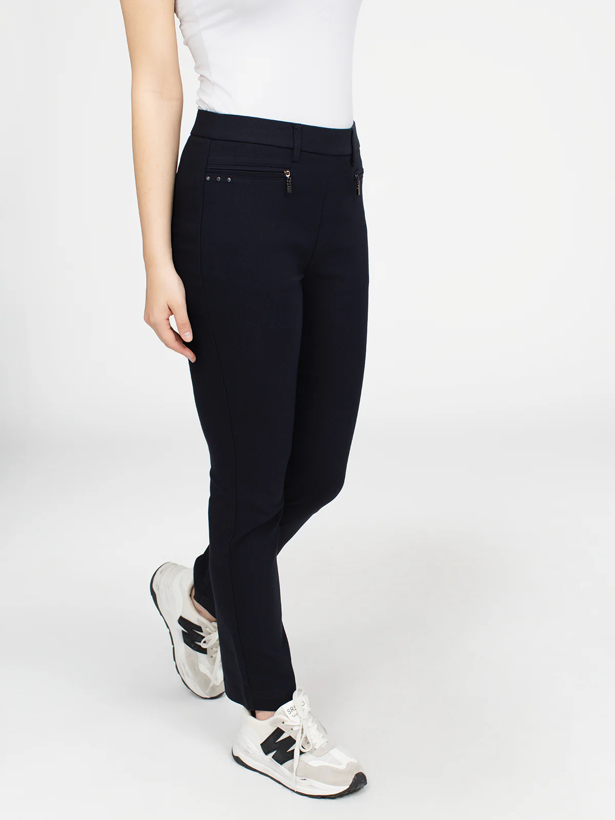 Pantalon étroit semi-ajusté à enfiler - Image 9