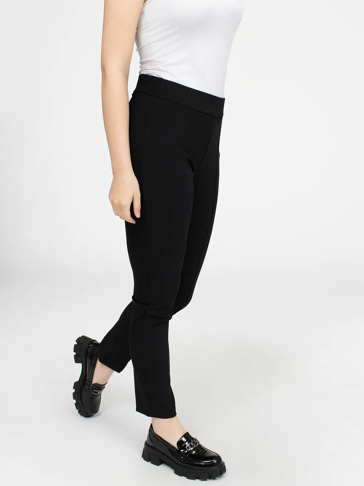 Pantalon habillé étroit semi-ajusté à enfiler