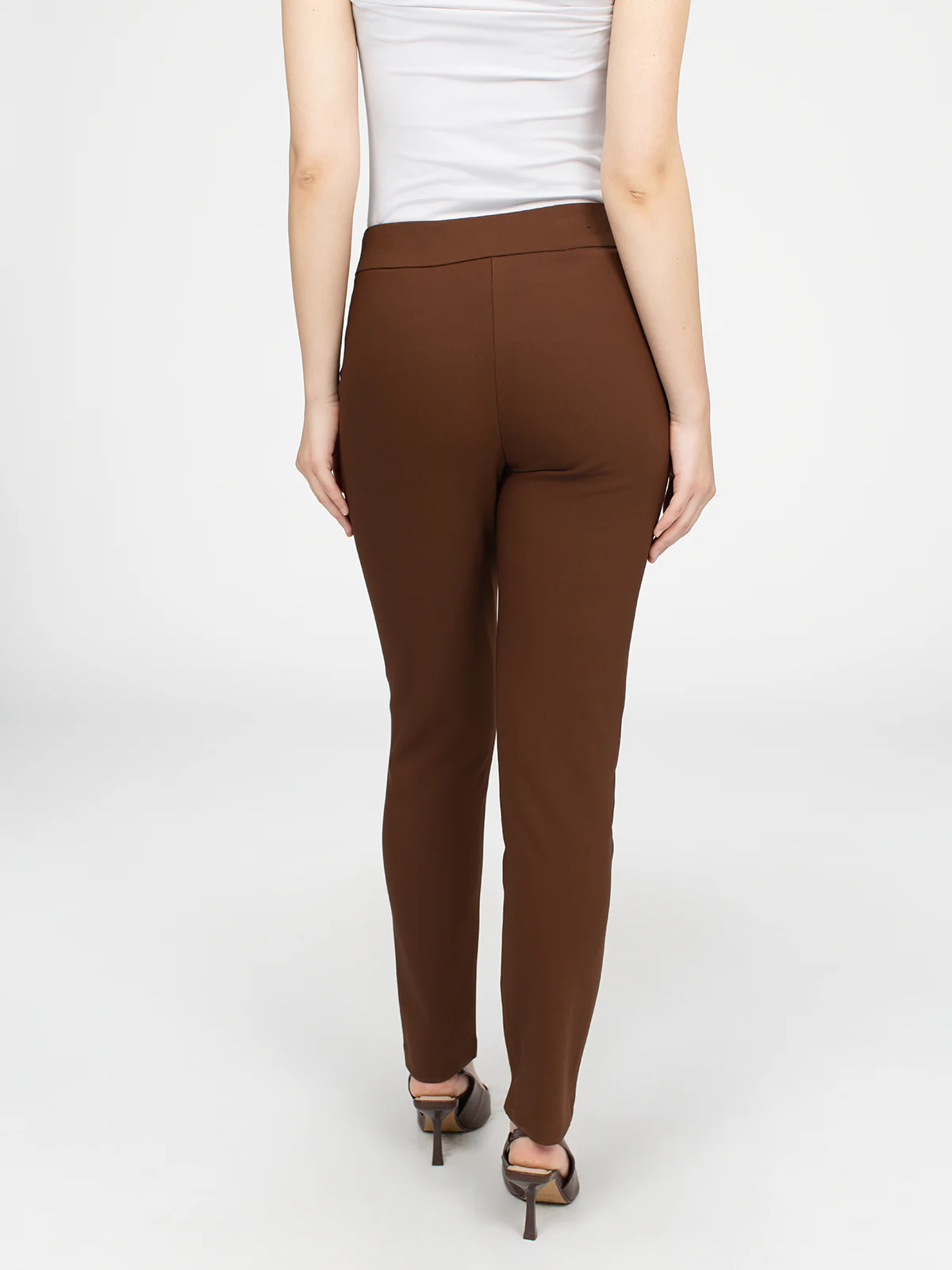 Pantalon habillé étroit semi-ajusté à enfiler - Image 24