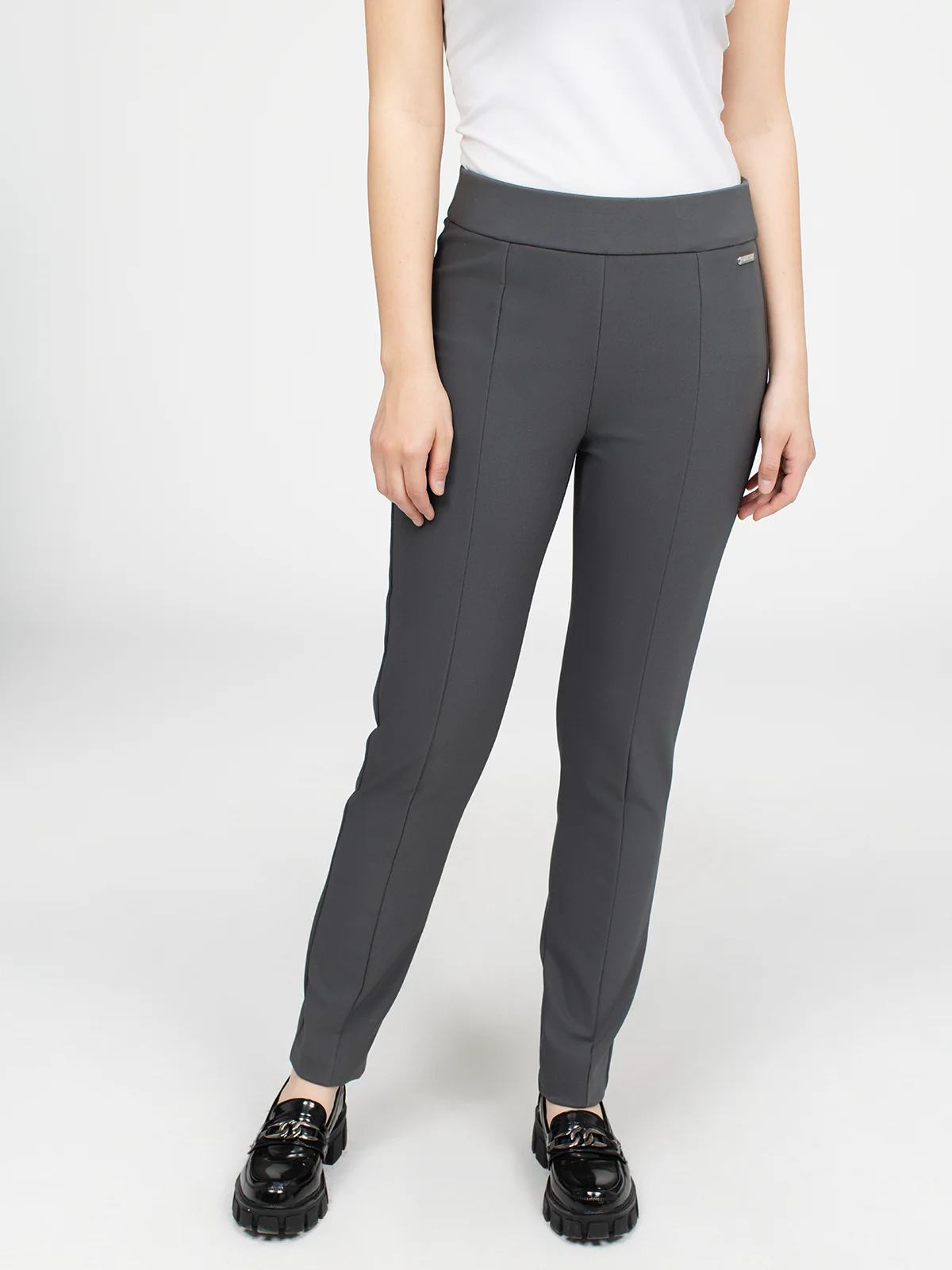 Pantalon habillé étroit semi-ajusté à enfiler - Image 5