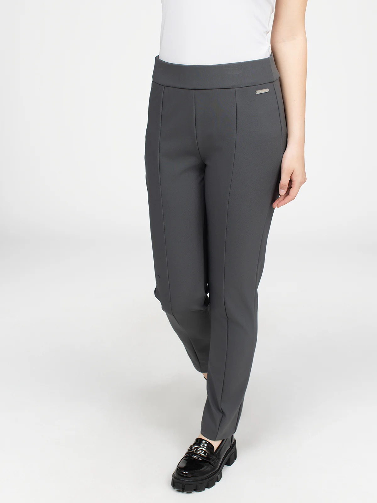 Pantalon habillé étroit semi-ajusté à enfiler - Image 6