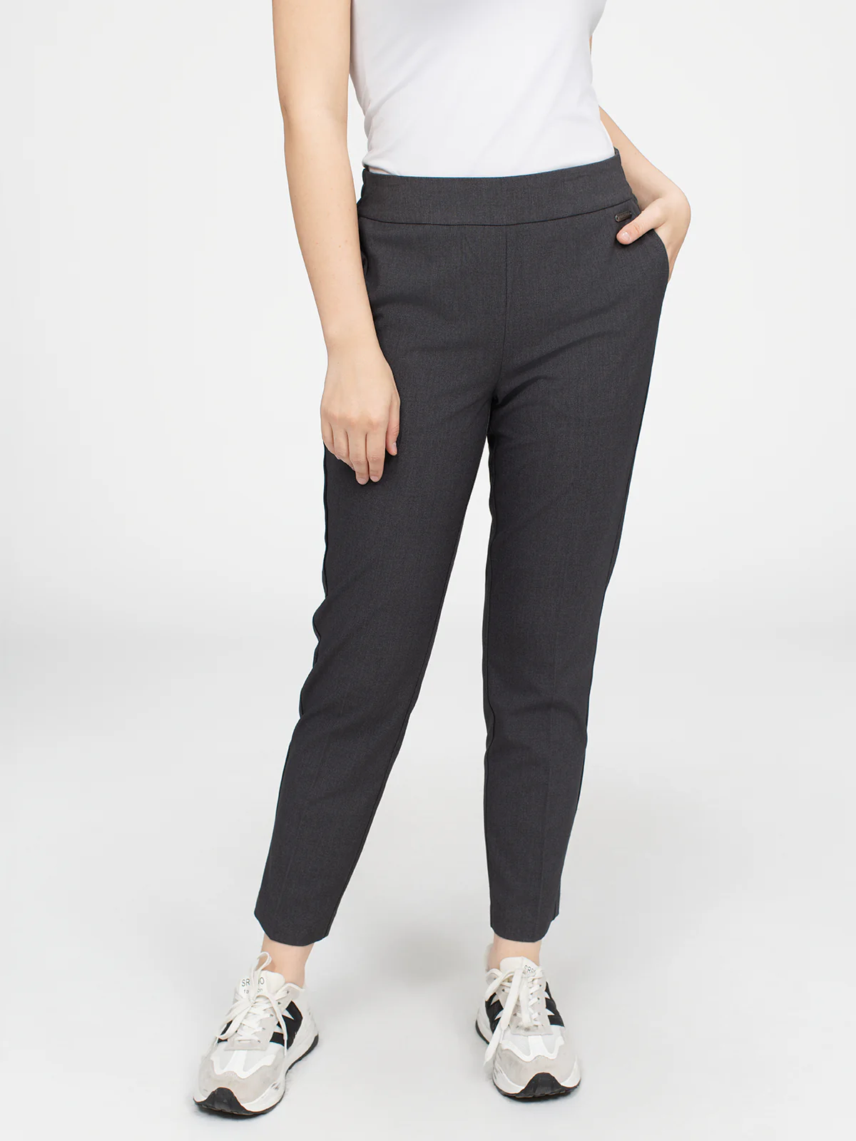 Pantalon habillé étroit semi-ajusté à la cheville à enfiler - Image 6