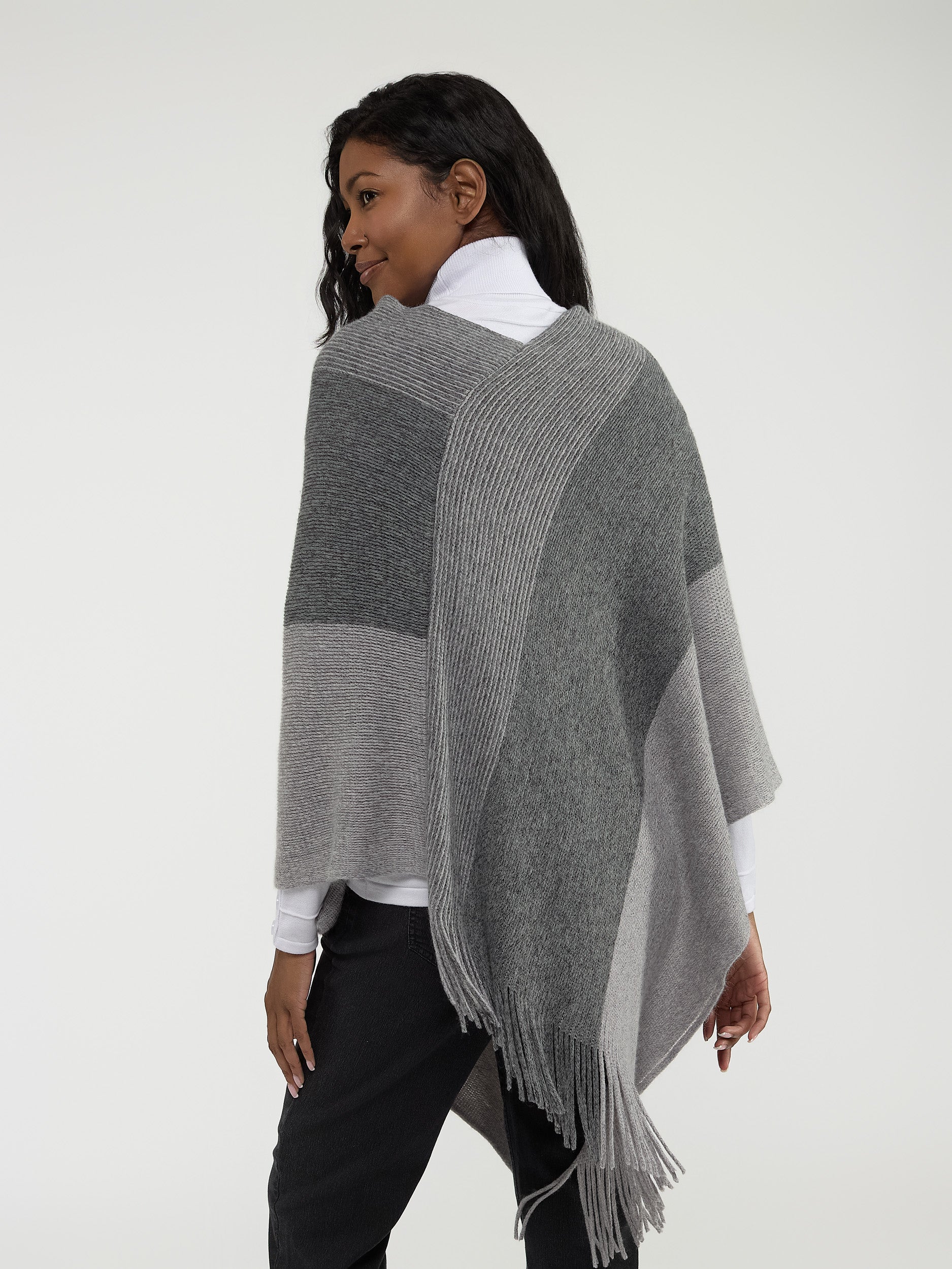 Poncho en tricot - Image 8