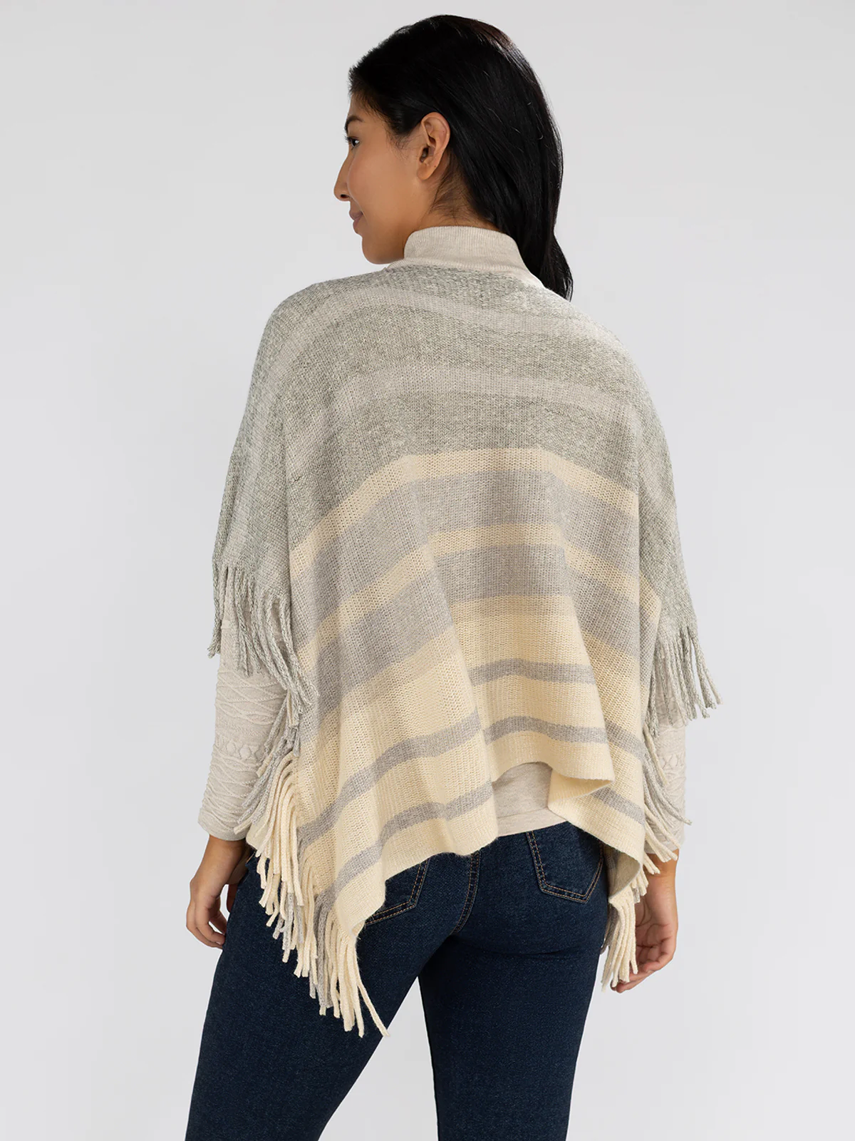 Poncho en tricot - Image 2
