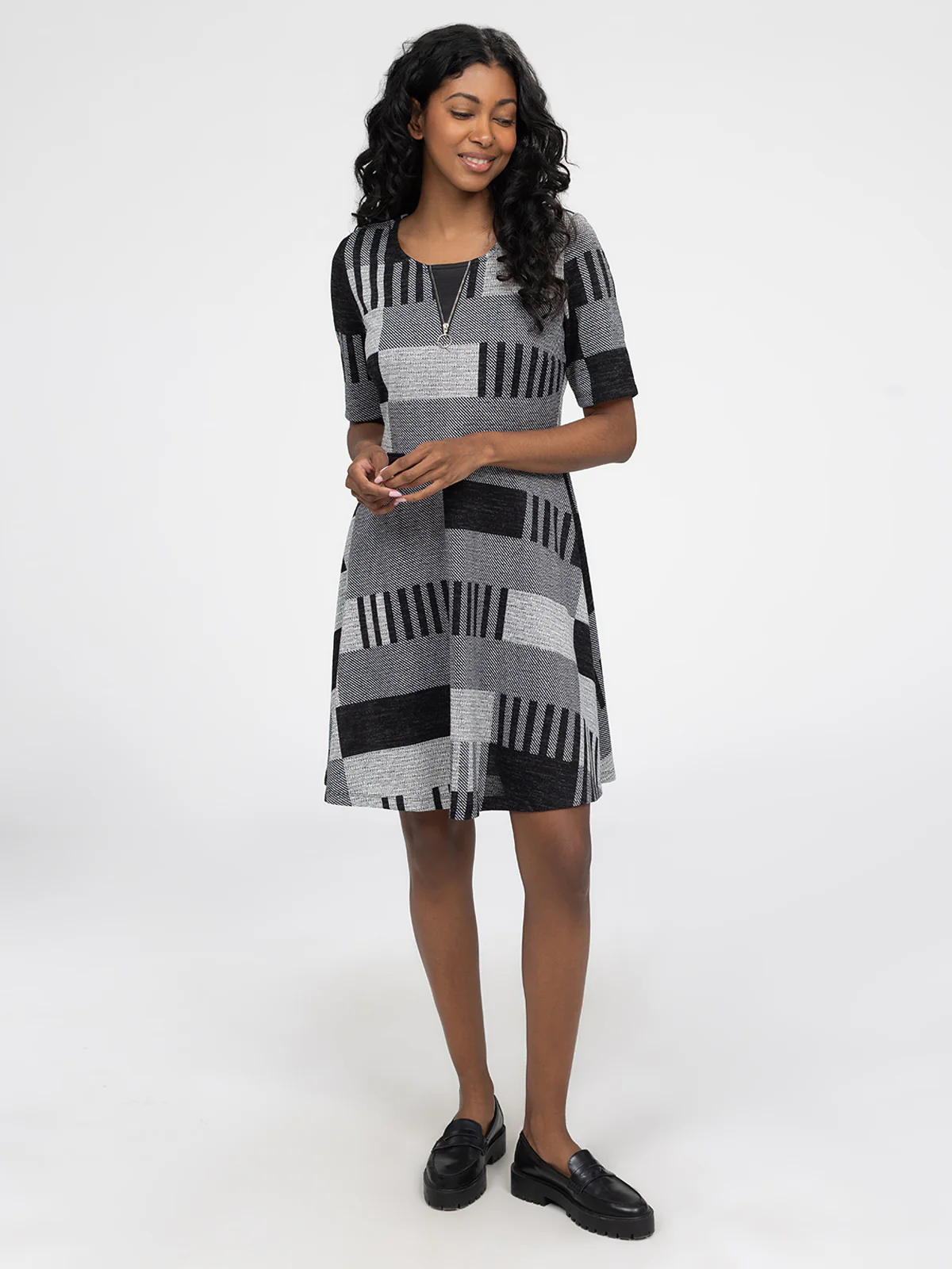 Robe évasée à manches courtes - Image 2