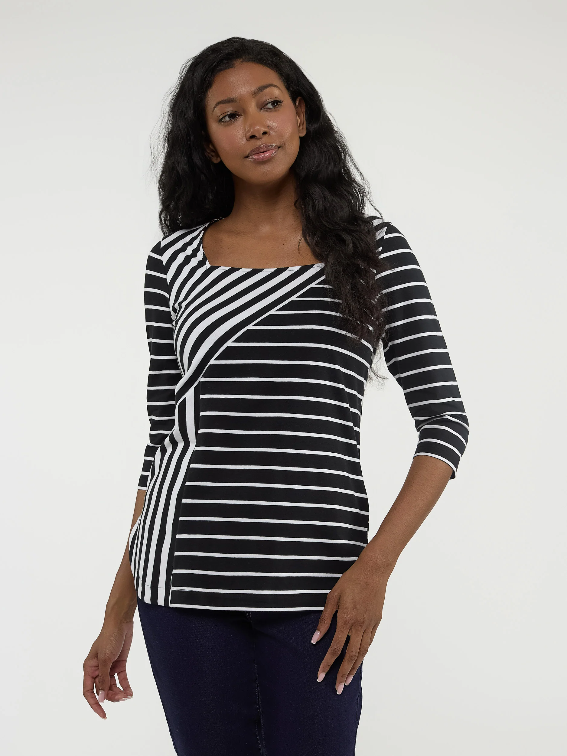 T-shirt semi-ajusté à manches 3/4 - Image 9