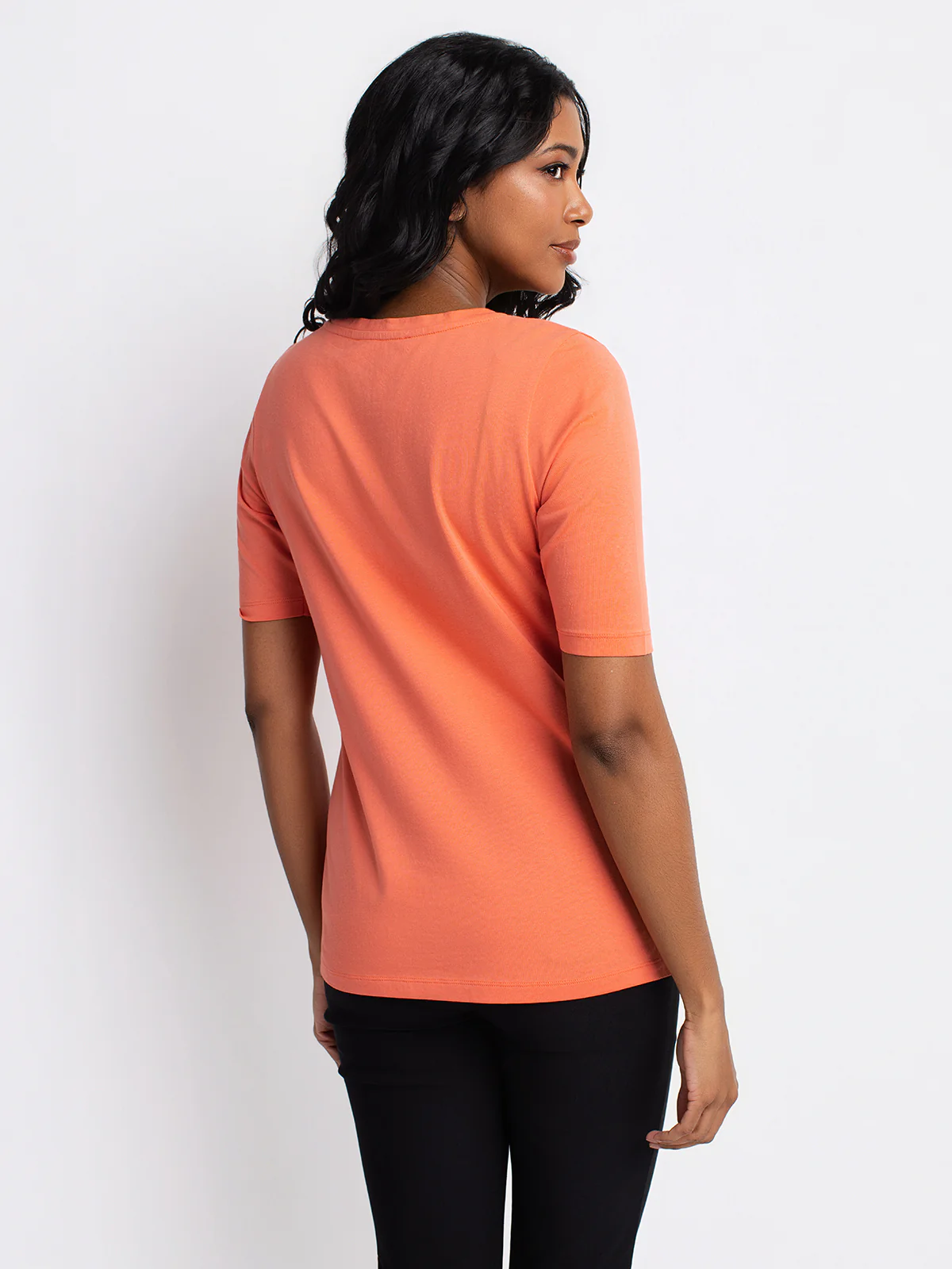 T-shirt semi-ajusté à manches 3/4 - Image 17