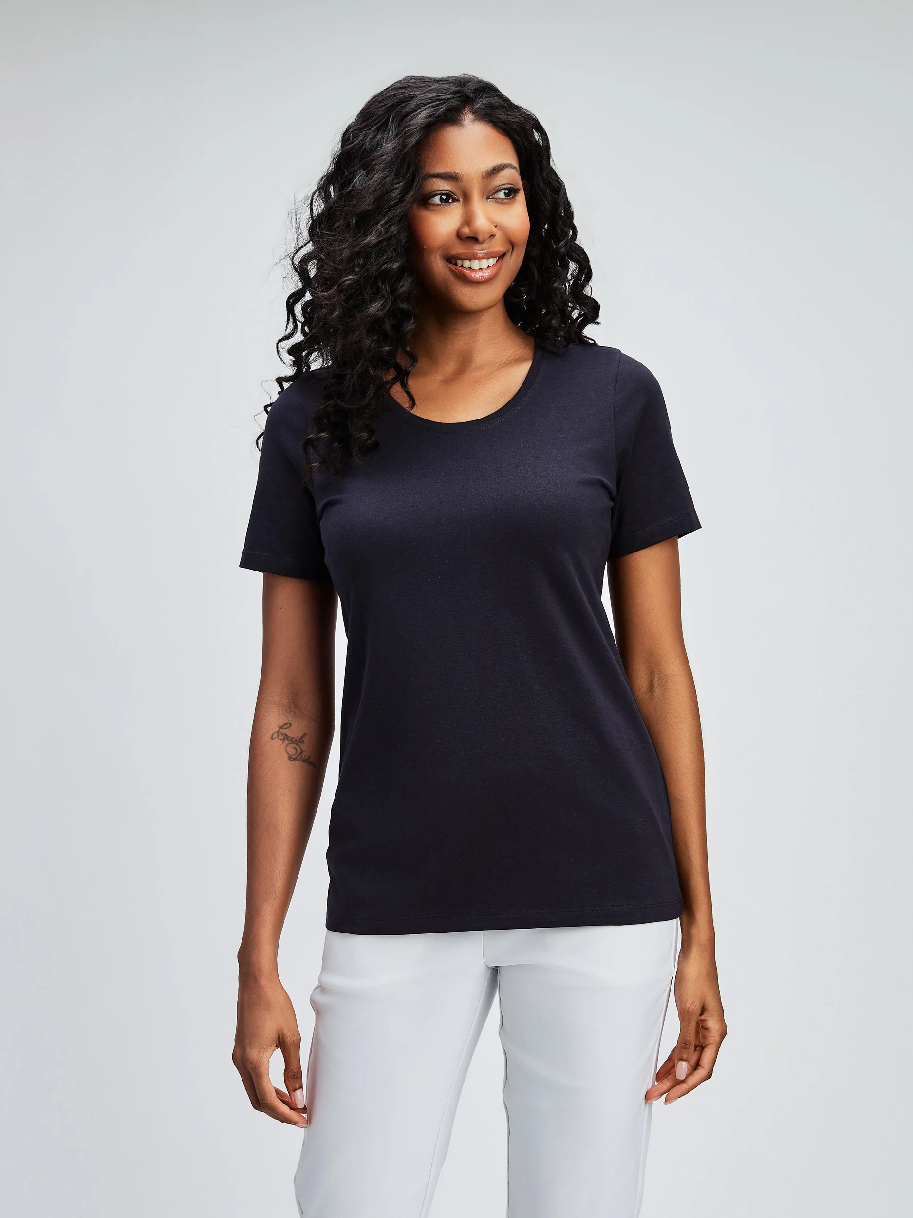 T-shirt semi-ajusté à manches courtes - Image 16