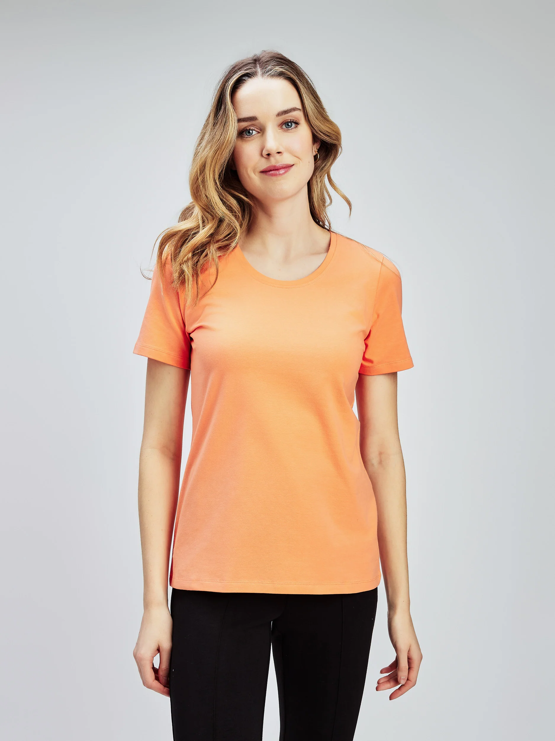 T-shirt semi-ajusté à manches courtes - Image 24