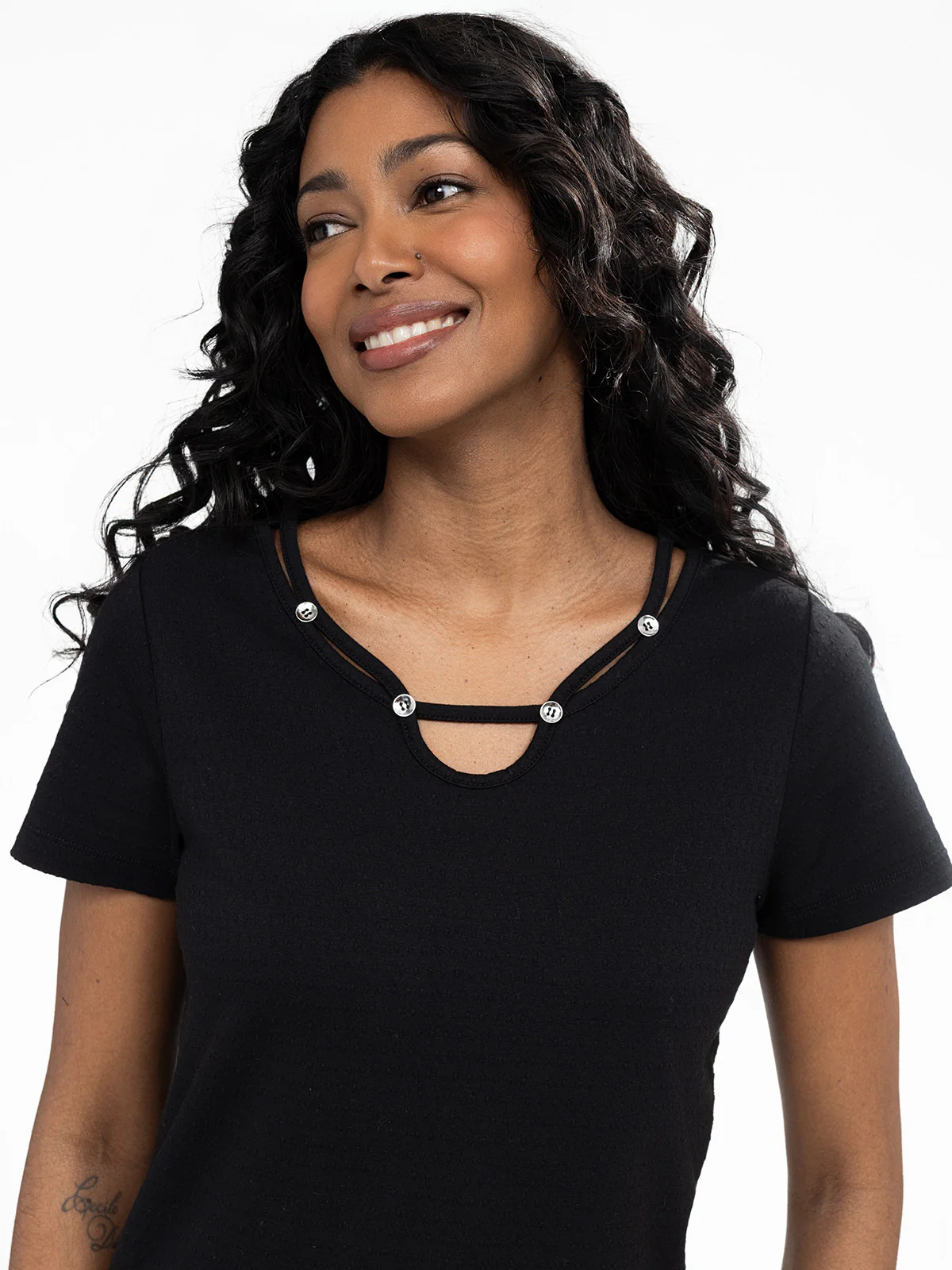 T-shirt semi-ajusté à manches courtes