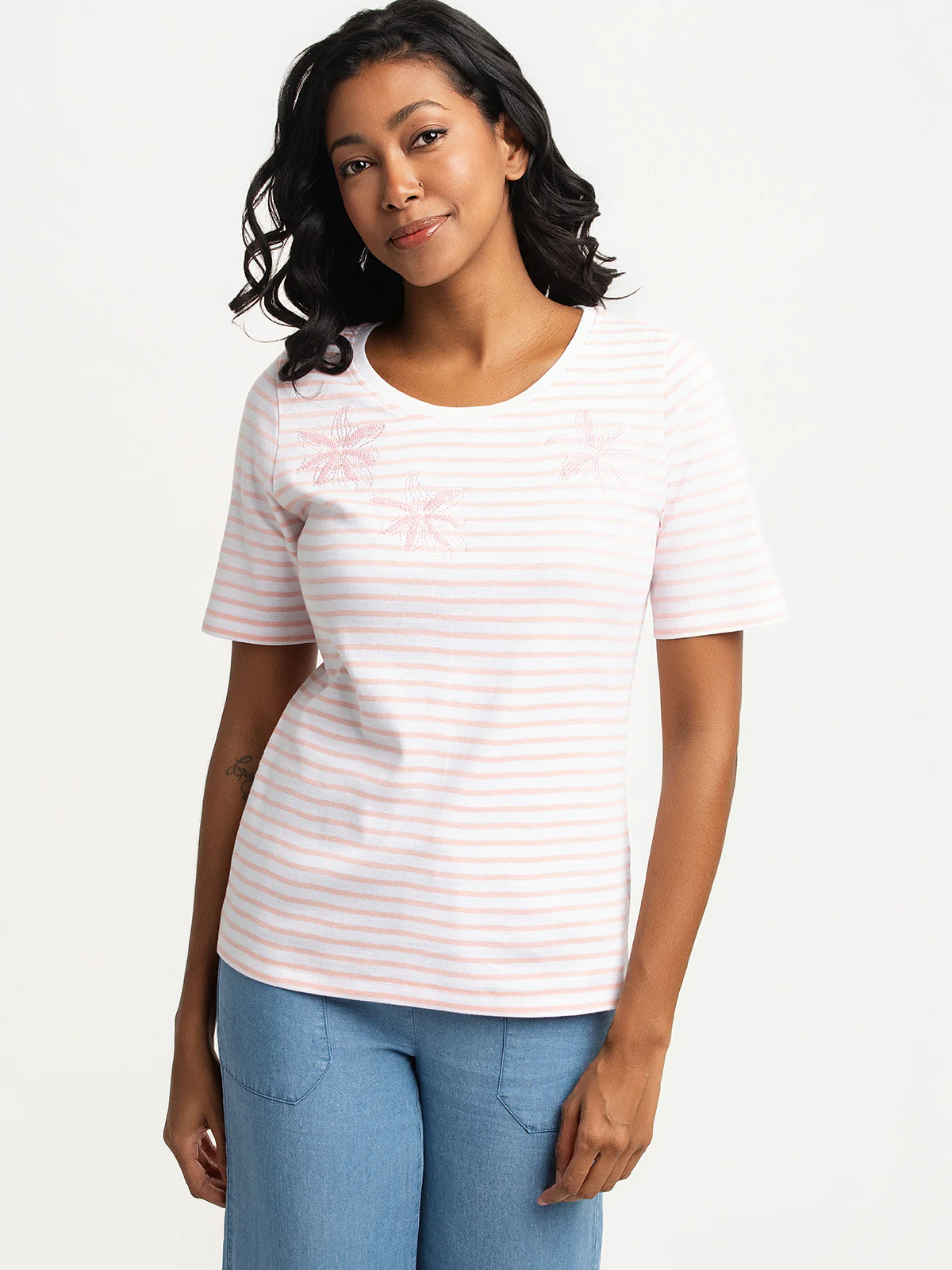 T-shirt semi-ajusté à manches courtes