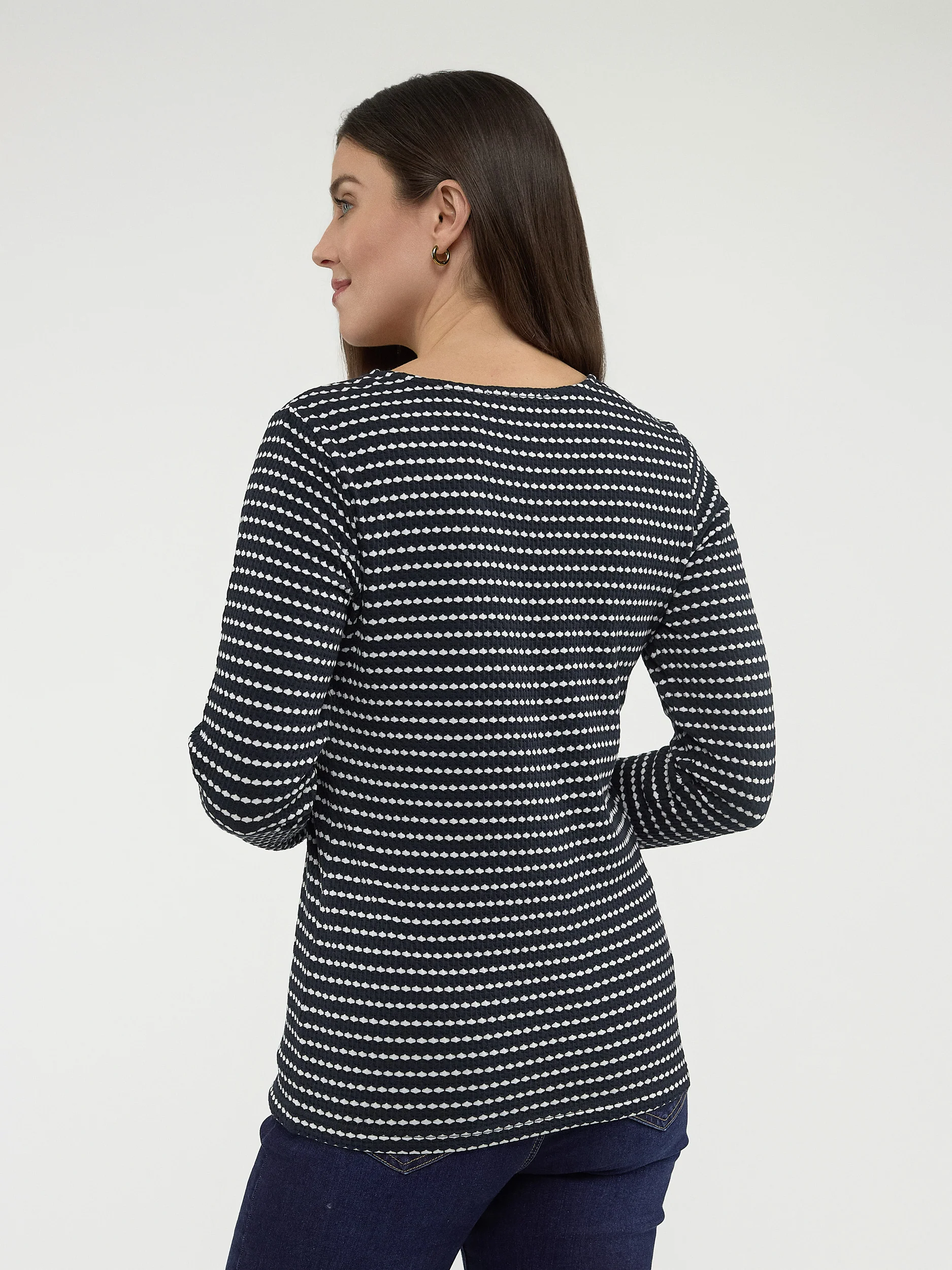 T-shirt semi-ajusté à manches longues - Image 11